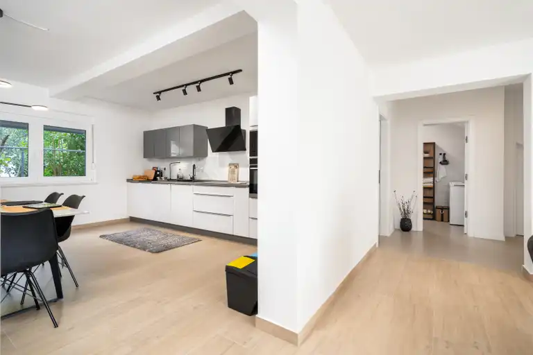 Vodice, Zatonska Straße - Doppelhaushälfte in ausgezeichneter Lage