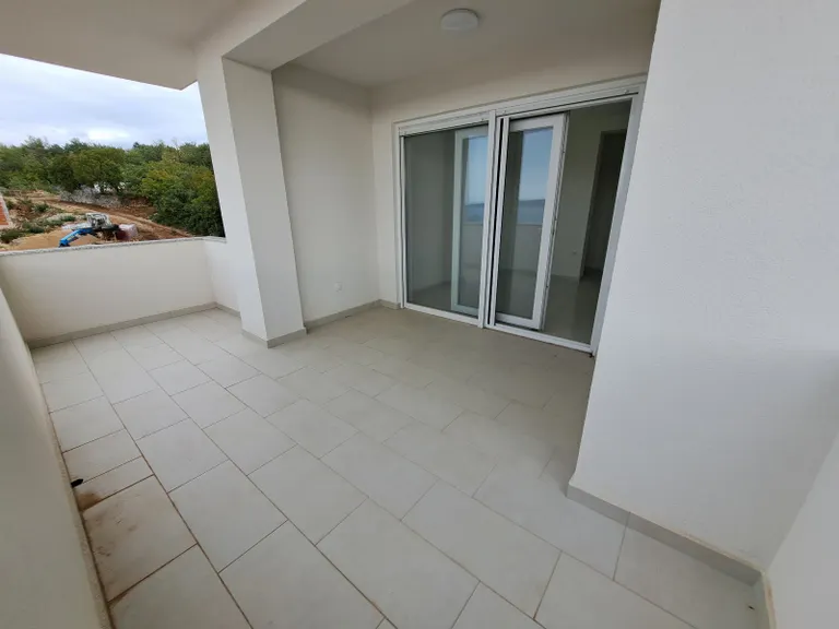 Crikvenica - Četverosoban stan s dvije terase 110 m2, novogradnja