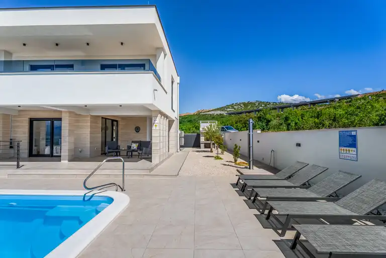 Zadar, Rovanjska - Newly built villa with a pool and sea view