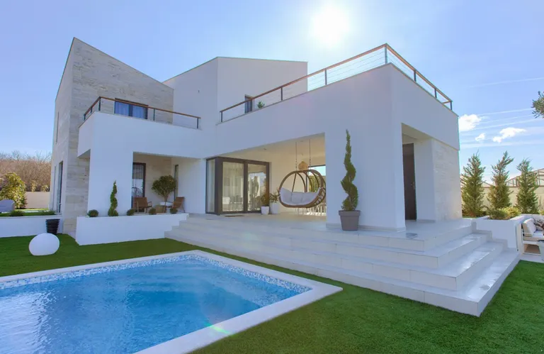 Krk, Malinska - Moderní Vila