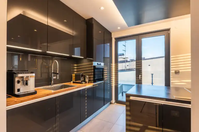 Zagreb, Unterstadt - Luxus-Penthouse mit Panoramadachterrasse