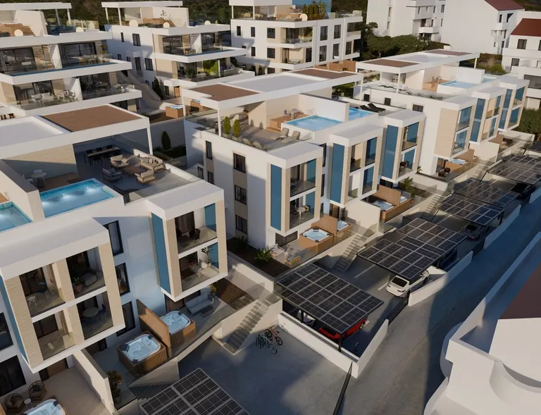 Trogir, Čiovo - Apartmán v luxusním apartmánovém komplexu blízko moře 80 m2