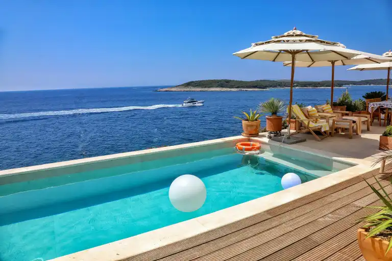 Hvar, otok Hvar – moderna vila prvi red do mora