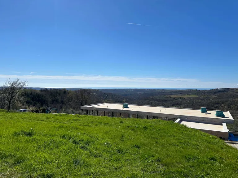 Istrie, Krasica - Stavební pozemek se stavebním povolením 1004 m2