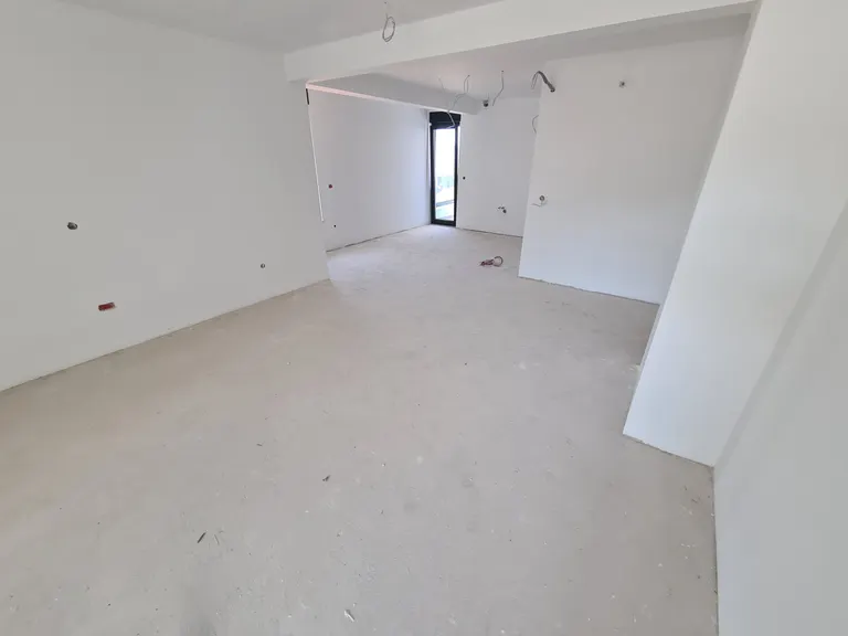 Makarska, Centar - Trzypokojowy penthouse z widokiem na morze 117 m2