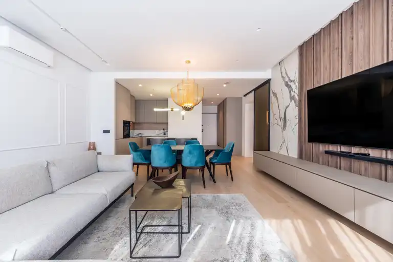 Zagabria, Centro - Moderno appartamento con tre camere da letto in affitto