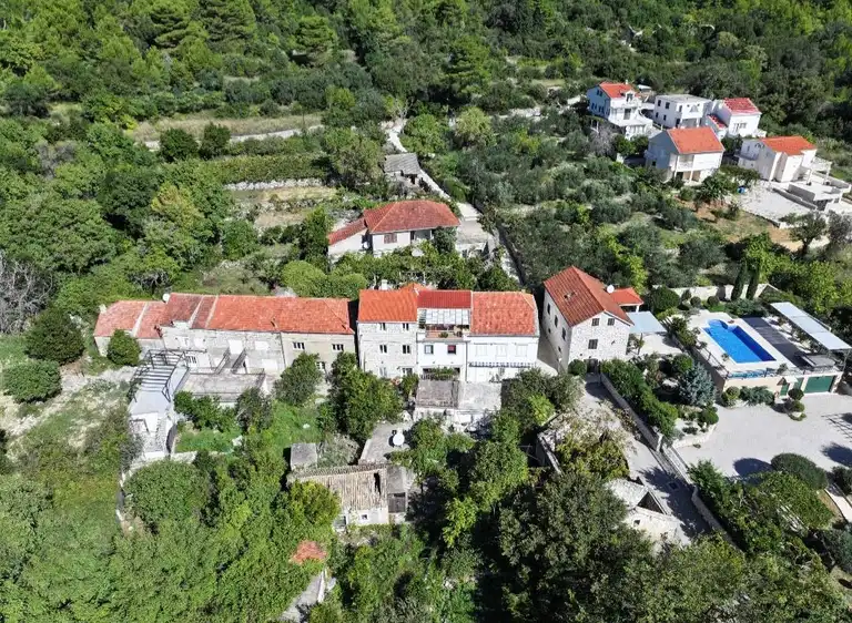 Pelješac, Orebić - Autentyczny kamienny dom do renowacji