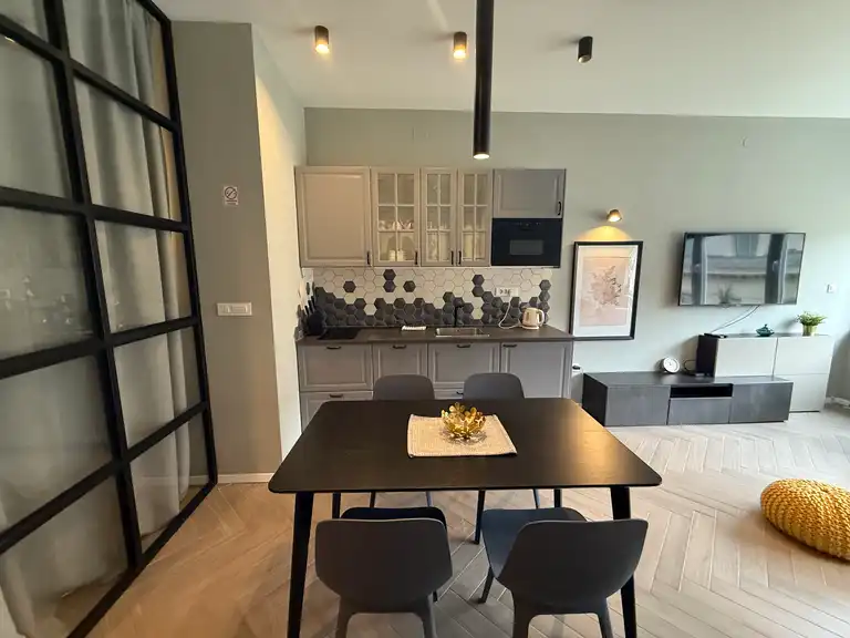 Zagreb, Centar – Moderno uređen stan za najam u srcu grada