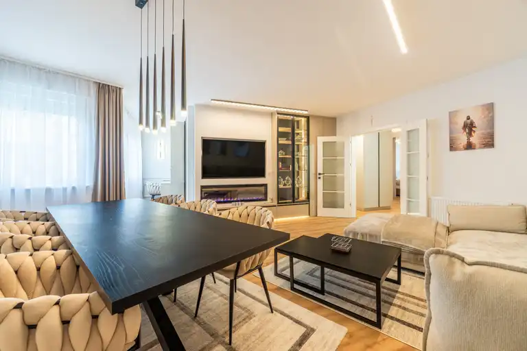 Zagreb, Malešnica - Moderan i potpuno renoviran trosoban stan