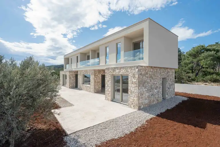 Šolta - Villa moderna con piscina