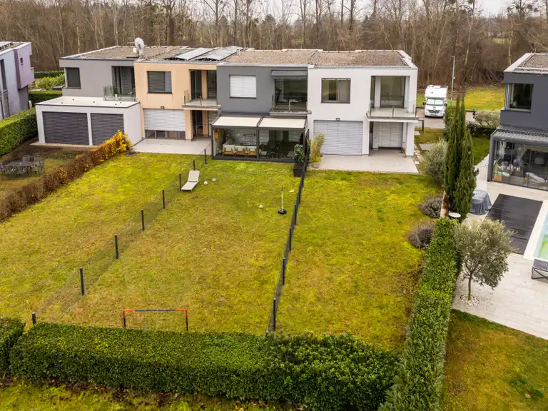 Загреб, Блато – рядный дом с садом