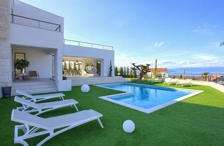 Krk, Malinska - Moderní Vila