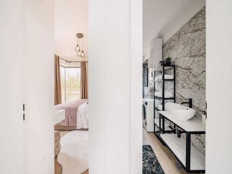 Zadar, Privlaka – Nově postavená kamenná-moderní vila