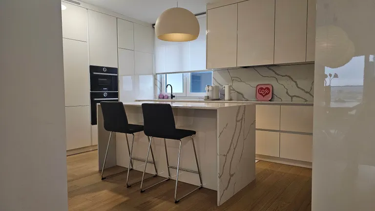 Záhřeb, Trešnjevka - moderní třípokojový penthouse s garážovým stáním 92 m2 novostavba