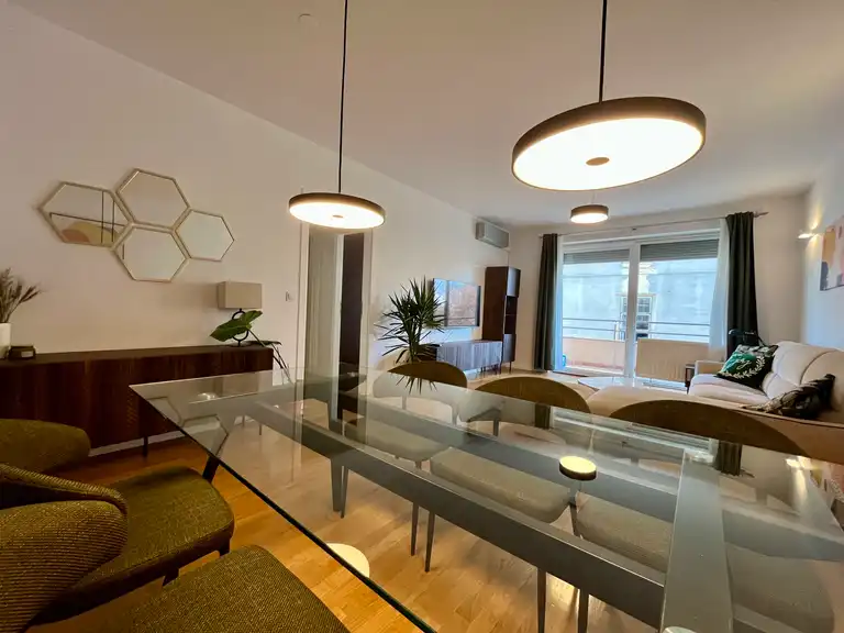 Zagreb, Vlaška - appartamento trilocale con balcone