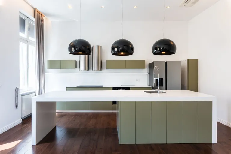 Zagrzeb, Centrum – Luksusowy dwupoziomowy apartament na Placu Tomislava, 181 m²