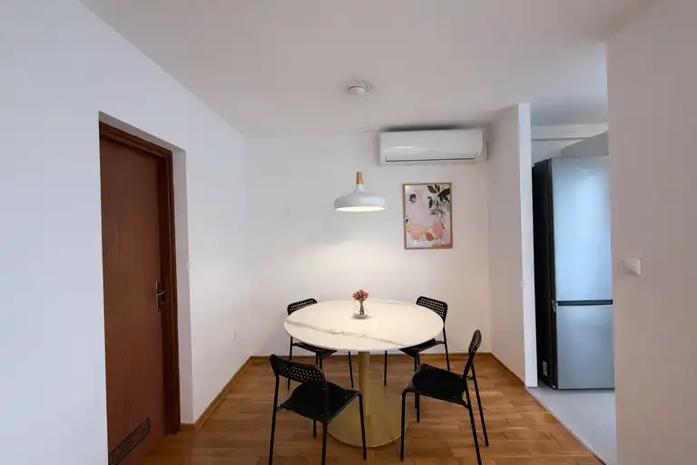 Zagreb, Vrbani - appartement de trois pièces à louer