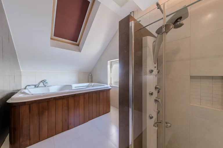 Záhřeb, Remete - Luxusní třípokojový byt ve skvělé lokalitě 173 m2