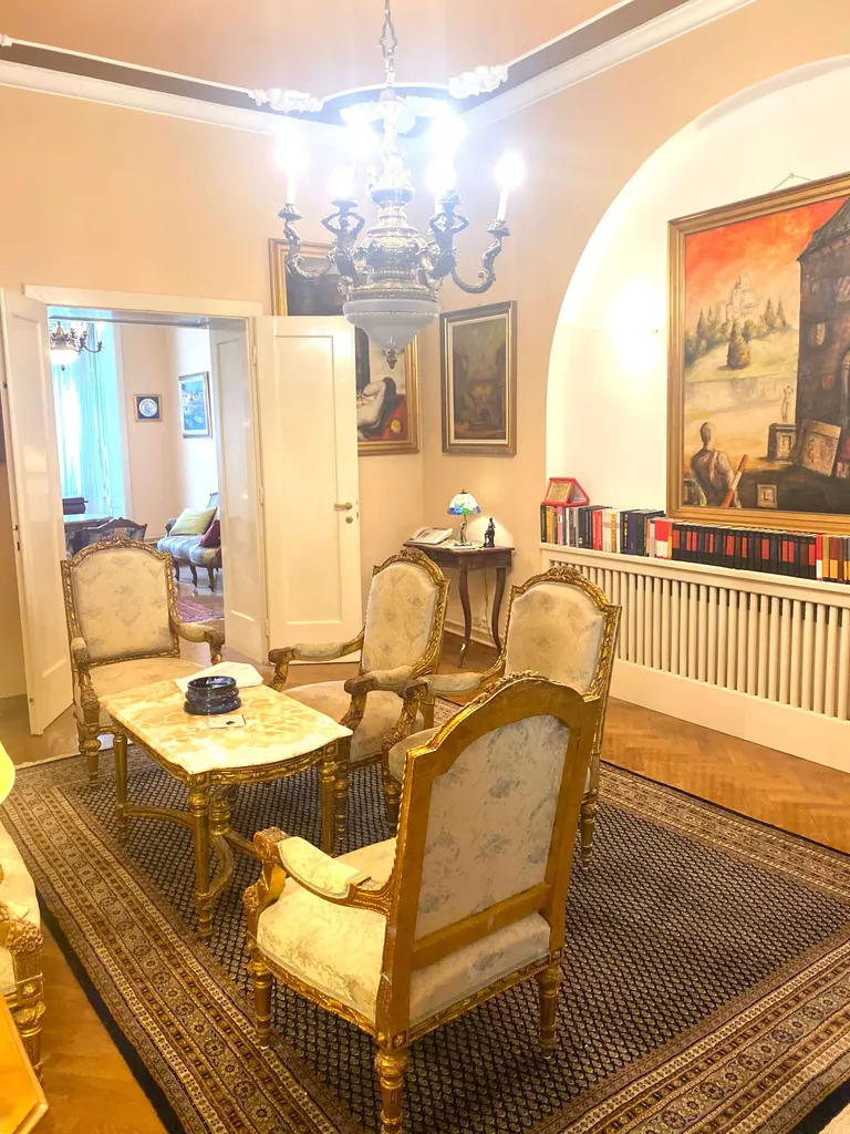 Zagreb, Centar – Građanski stan 244 m2 NOVA CIJENA