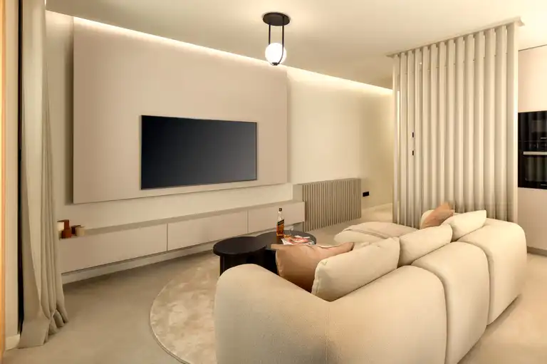 Split, Žnjan - Dvojizbový byt s loggiou a výhľadom na more