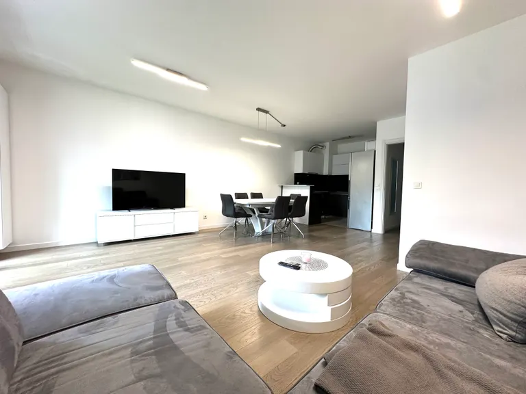 Záhreb, Bundek, Meandar - Moderný trojizbový byt na prenájom, Novostavba 80 m2