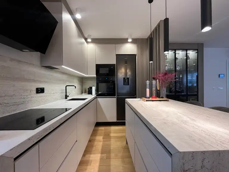 Zagreb, Sesvete - sodoben štirisobni penthouse