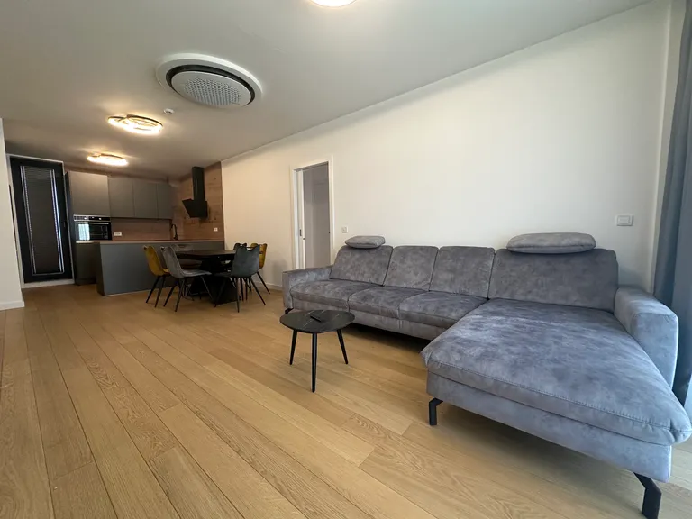Záhřeb, Petrova - Moderní třípokojový byt 81 m2, pronájem