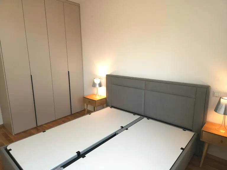 Záhřeb, Pantovčak - Čtyřpokojový byt s terasou + garáž 114 m2, První pronájem