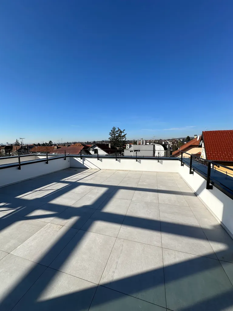 Záhreb, Šalata - Moderná rodinná vila na špičkovej lokalite