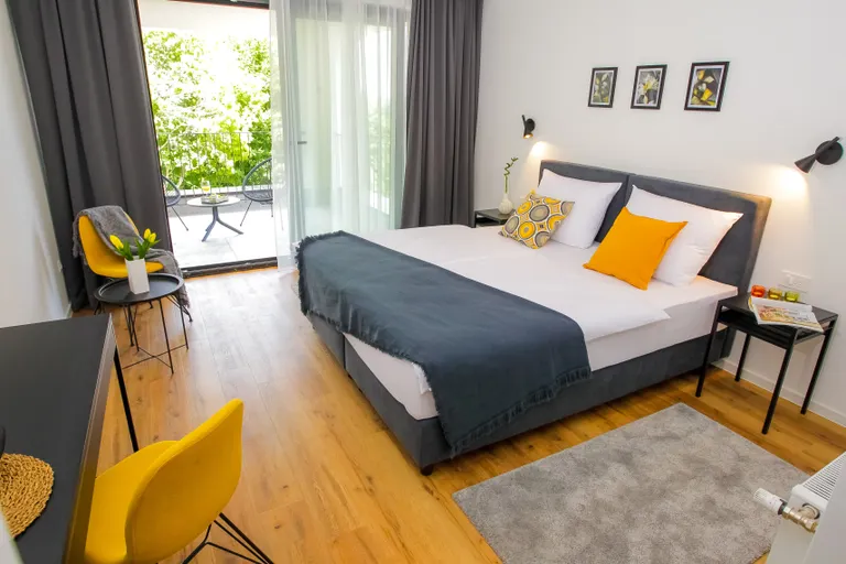 Plitvice, Selište Drežničko - Zavedený hotel na Plitvicích *Příležitost pro investici*
