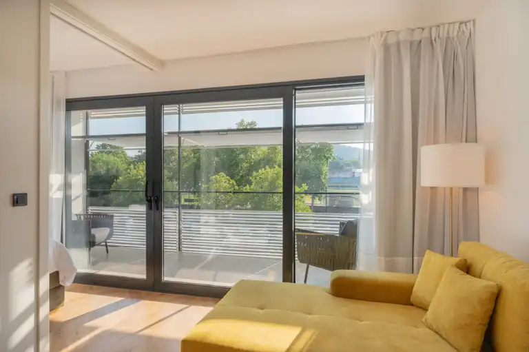 Split, Centar-Luksuzno renoviran trosoban stan u centru Splita