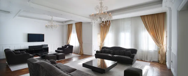 Zagreb, Donji grad, Marulićev trg – luksuzan ured od 280 m² za najam