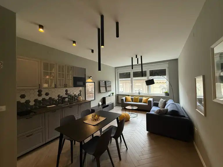 Zagreb, Centar – Moderno uređen stan za najam u srcu grada