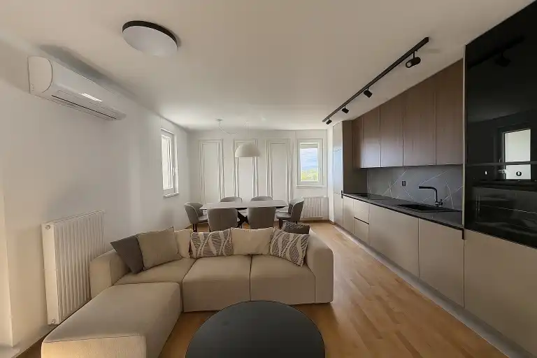 Zagabria, Stenjevec - moderno appartamento con tre camere da letto in affitto