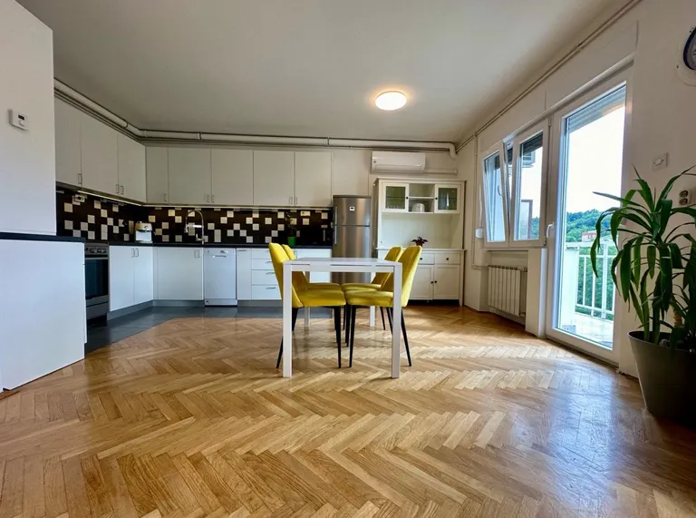 Záhřeb, Mlinovi - Moderní třípokojový byt 70 m2